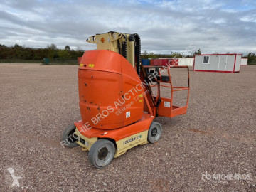 Plataforma automotriz Mástil vertical JLG