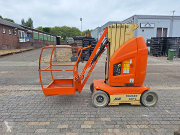 JLG