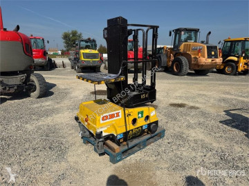 Airo升降机 V5 E Vertical Mast Lift