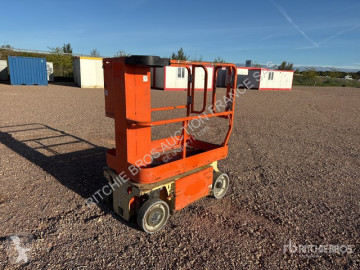 JLG1230ES