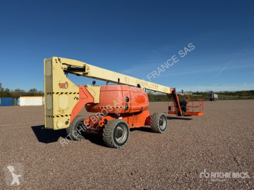 Plataforma automotriz telescópica JLG