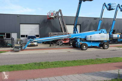 Nacelle automotrice télescopique Genie