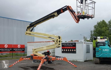 Plataforma sobre cadenas JLG