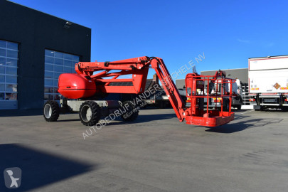 Nacelă autopropulsată Manitou