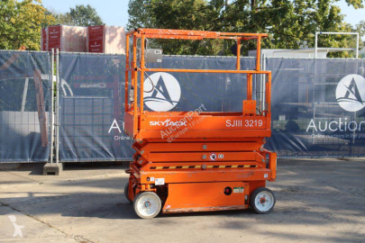 Nacelle automotrice Plate-forme ciseau Skyjack