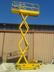 Plataforma elevadora Haulotte Compact 8 plataforma automotriz de tijeras usada