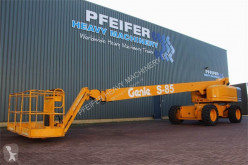 Genie S85/4WD Diesel, Drive, 27.7m Working Height, R selvkørend lift brugt