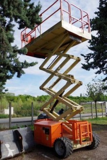 JLG 260MRT Nacelle pojízdná plošina Střihací plošina použitý