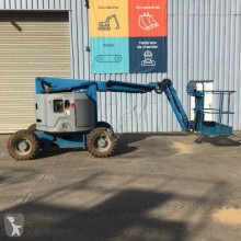 Genie articulated self-propelled aerial platform
