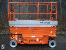 самоходна вишка JLG