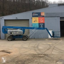 Genie articulated self-propelled aerial platform