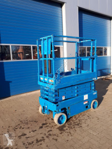 منصة تلسكوبية Genie GS-1932 منصة تلسكوبية ذاتية الحركة منصة مقصية مستعمل