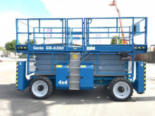 Plataforma elevadora Genie GS 4390 RT diesel 4x4 15m usada