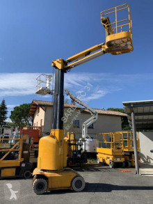 Pojízdná plošina Vertikální stožár Manitou 80 VJR