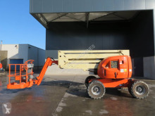 Plataforma elevadora JLG 450 AJ usada