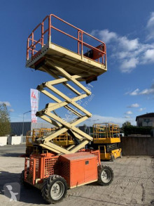Plataforma elevadora JLG 260MRT usada