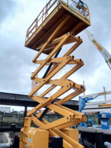 Kendinden hareketli platform makas platform Haulotte H 18 SX