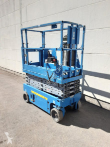 منصة تلسكوبية Genie GS-1932 منصة تلسكوبية ذاتية الحركة منصة مقصية مستعمل