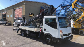 Nacelle sur porteur télescopique Lionlift 2110