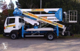 Nacelle sur porteur articulée Socage DA328