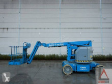 منصة تلسكوبية منصة تلسكوبية ذاتية الحركة مفصلية Genie Z-34/22N