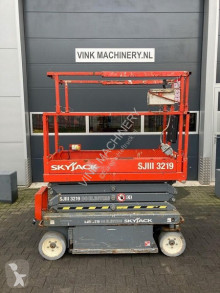 Selvkørend lift Skyjack SJ III 3219