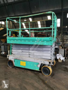Plataforma elevadora Iteco 12122 plataforma automotriz de tijeras usada