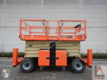 JLG 530LRT selvkørend lift Sakseplatform brugt