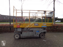 Koop custers 2033 schaarhoogwerker/hoogwerker nacelle automotrice occasion