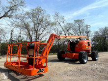 JLG 600AJ piattaforma automotrice usata