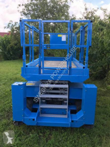 Genie GS3268RT használt Ollós emelő önjáró kosaras emelő