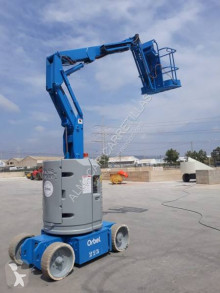 Kendinden hareketli platform eklemli Genie Z-30/20N