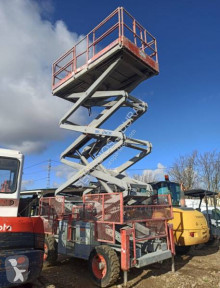 Plataforma elevadora camión con cesta elevadora articulada Skyjack SJ8841