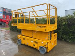 Haulotte Compact 12 DX used Scissor lift self-propelled