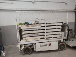 Zwyżka Haulotte Compact 10 Scissor lift with new batteries używana