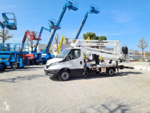 Isoli PNT 200 nieuw hoogwerker op vrachtwagen scharnierend