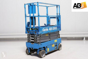Genie GS-1932