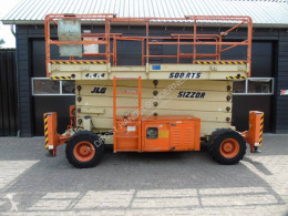 JLG