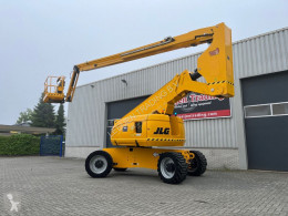JLG800AJ