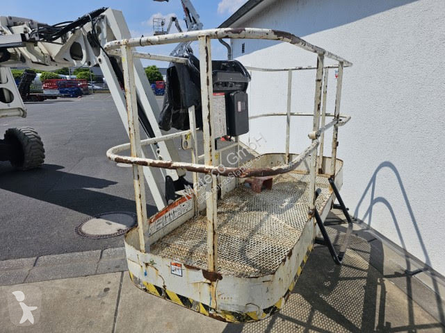 Nacelle Niftylift HR28 HYBRID 4X4