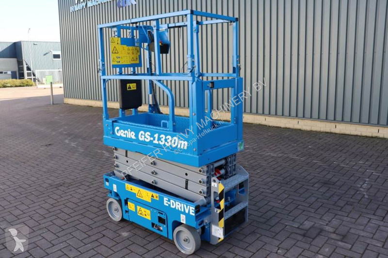 منصة تلسكوبية Genie GS1330M Valid inspection,...