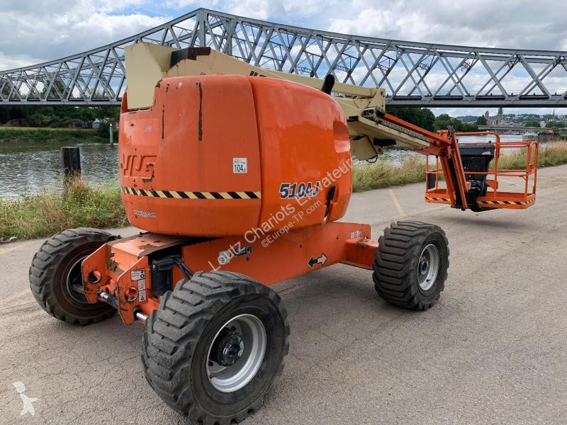 Piattaforma aerea JLG