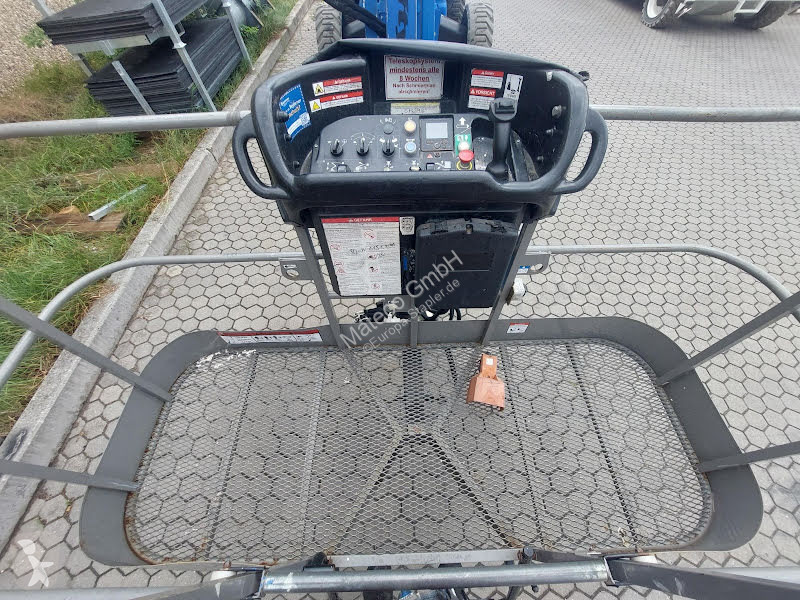Nacelle Niftylift HR28 HYBRID 4X4