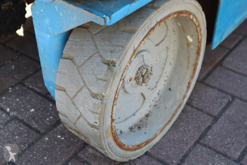 Lift Genie Electric, Working Height 10m, 227kg...