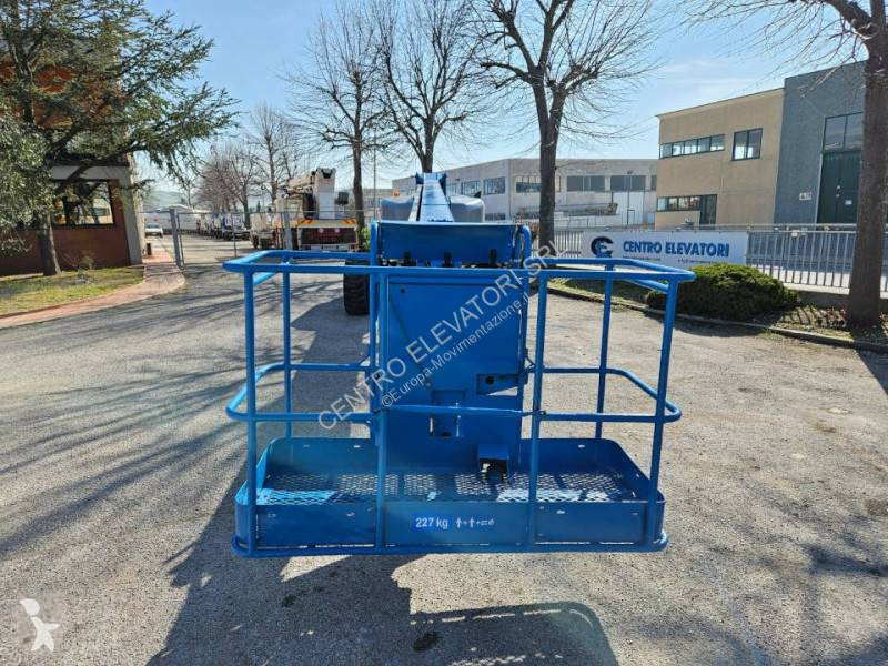Piattaforma aerea Genie S85 4 WD