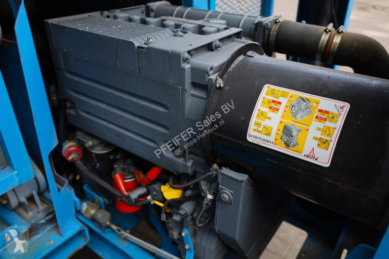 Vysokozdvižná plošina Genie GS5390 Diesel, 4x4...