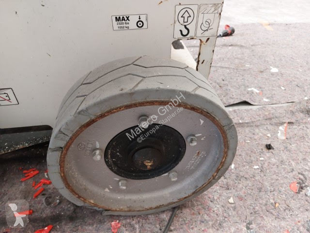 Piattaforma aerea JLG