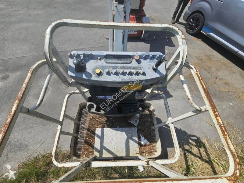 Piattaforma aerea JLG