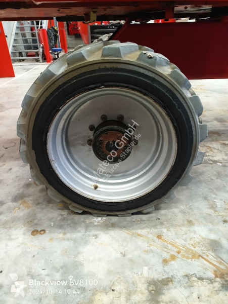 Piattaforma aerea JLG
