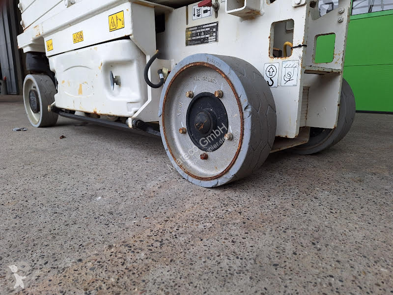 Piattaforma aerea JLG